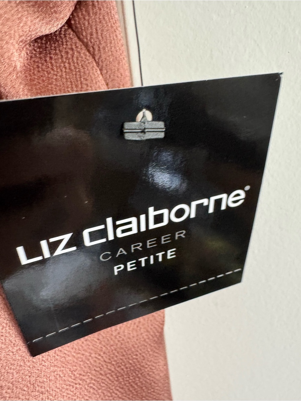 Liz Claiborne Sleeveless Keyhole Blouse in Metallic Cognac - Picture 6 of 8